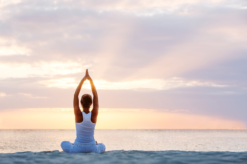 Benefits of practicing beach yoga